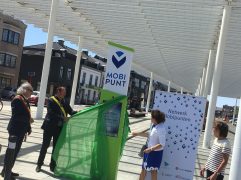 Opening eerste mobipunt project ‘netwerk mobipunten’ op het marktplein in Sint-Lievens-Houtem